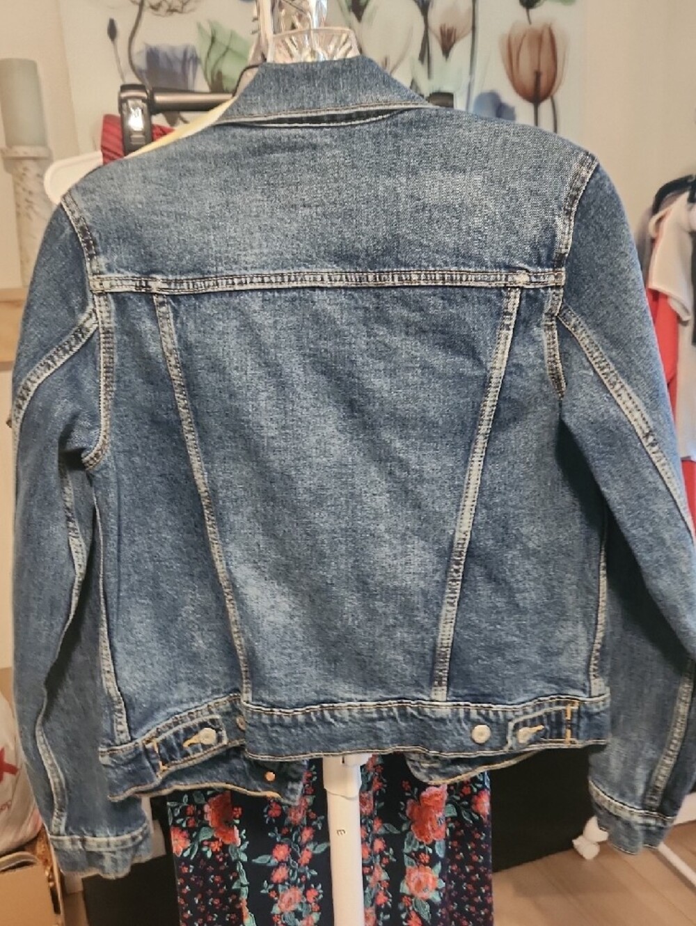 Old Navy Blue Washed Denim Jacket - Picture 2 of 2